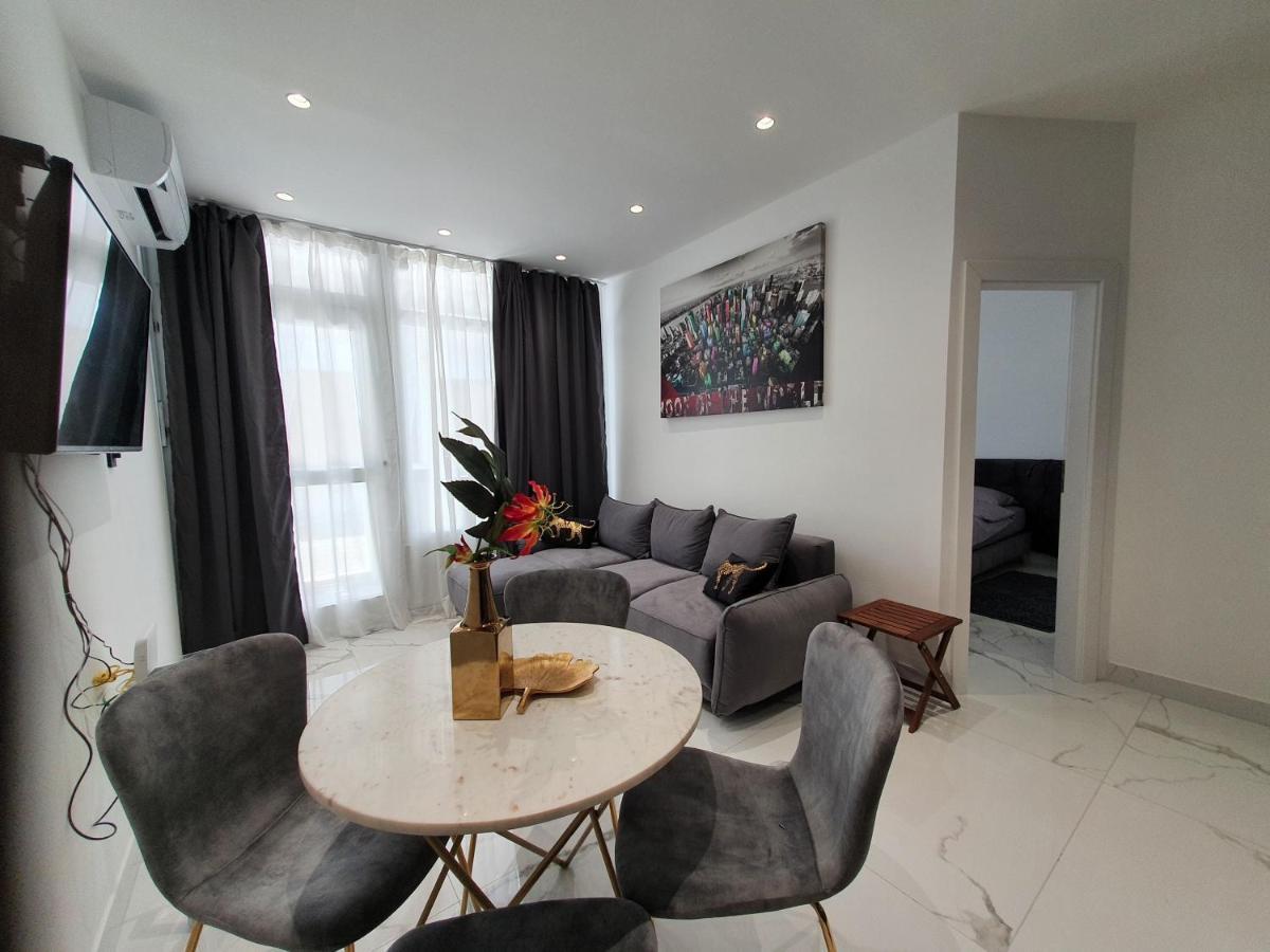 Apartmani Lavin Malinska Exteriör bild