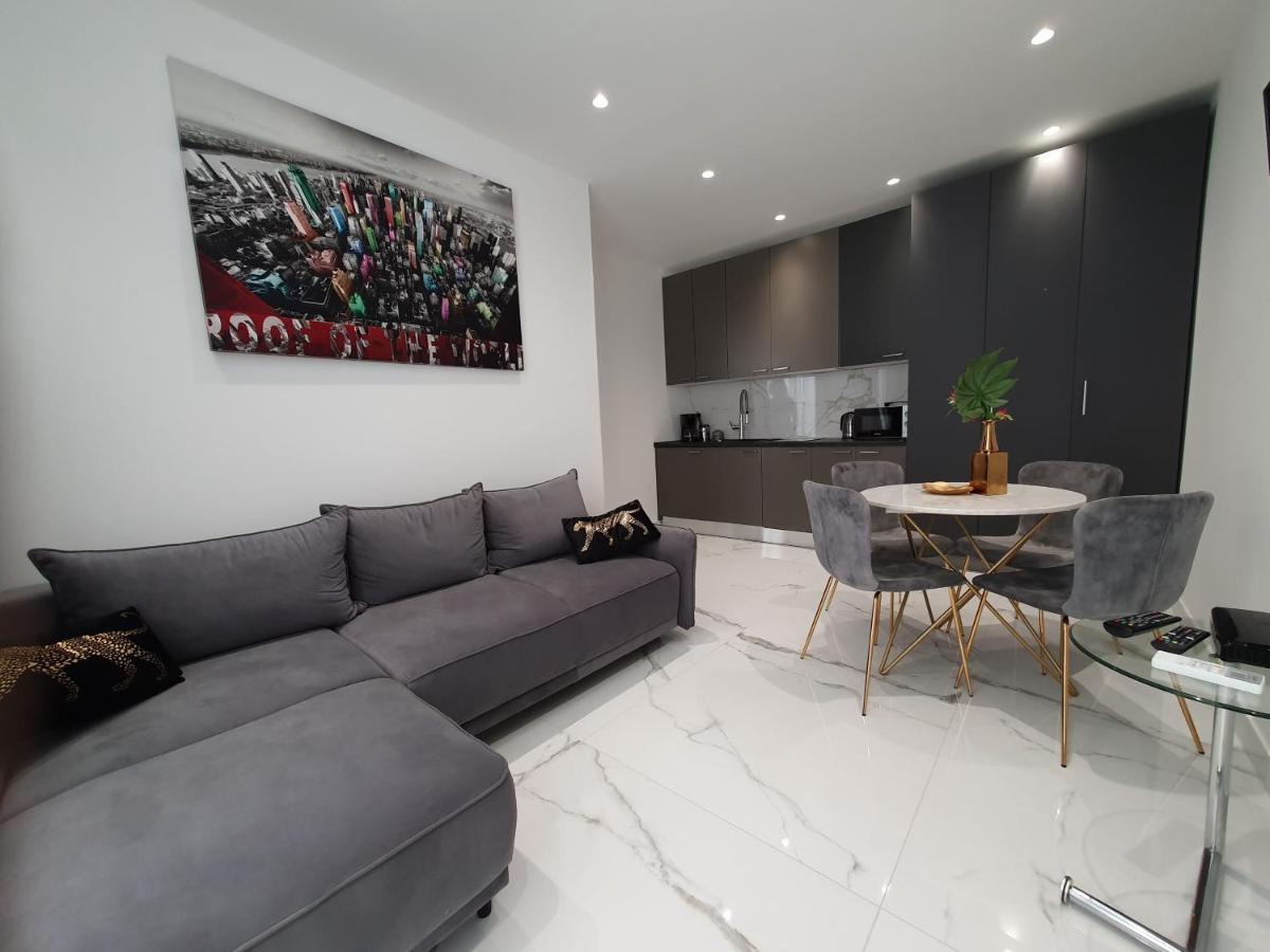 Apartmani Lavin Malinska Exteriör bild